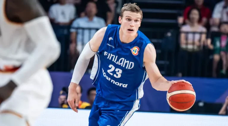 世界盃籃球第七天：勞裡·馬爾卡寧帶領芬蘭隊取得第一場胜利!